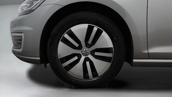Used Volkswagen Golf 2019 for sale - 76167059: Photo 19