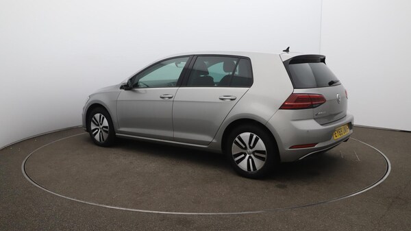 Used Volkswagen Golf 2019 for sale - 76167059: Photo 36
