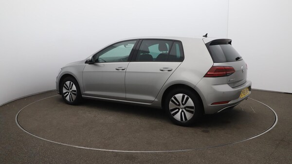 Used Volkswagen Golf 2019 for sale - 76167059: Photo 37