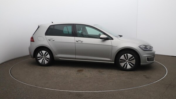 Used Volkswagen Golf 2019 for sale - 76167059: Photo 49