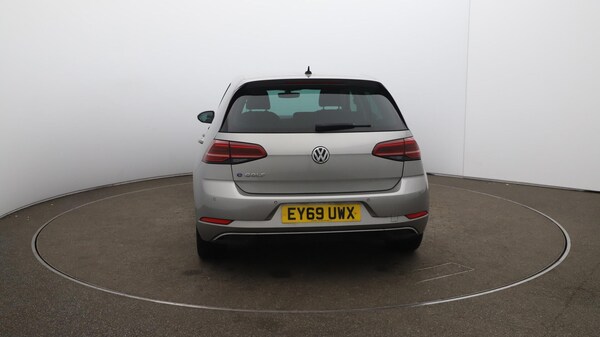 Used Volkswagen Golf 2019 for sale - 76167059: Photo 60