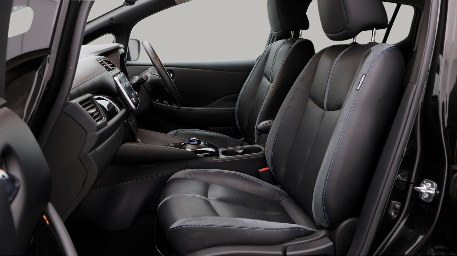 Used Nissan Leaf 2022 for sale - 77530105: Photo 14