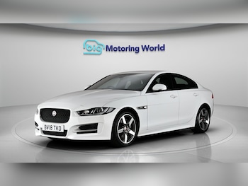 Used Jaguar XE 2018 for sale - 79322750: Photo
