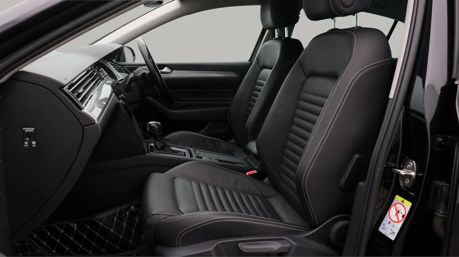 Used Volkswagen Passat 2020 for sale - 77449995: Photo 14