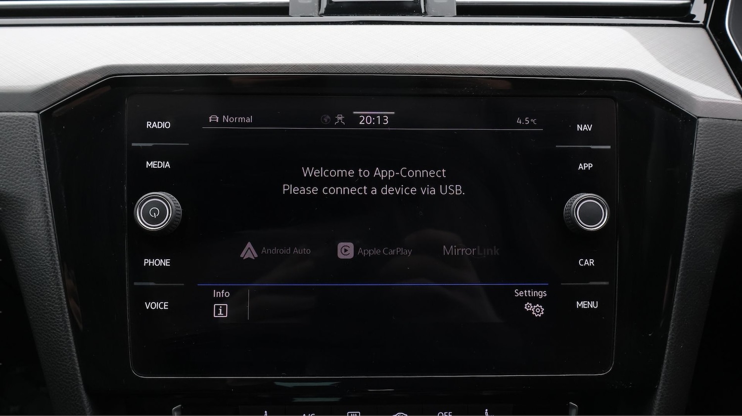 Used Volkswagen Passat 2020 for sale - 77449995: Photo 22