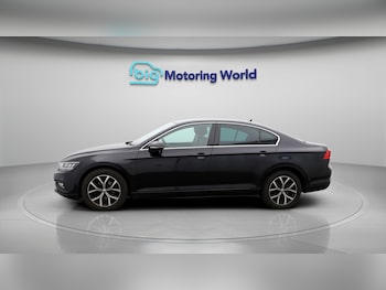 Used Volkswagen Passat 2020 for sale - 77449995: Photo