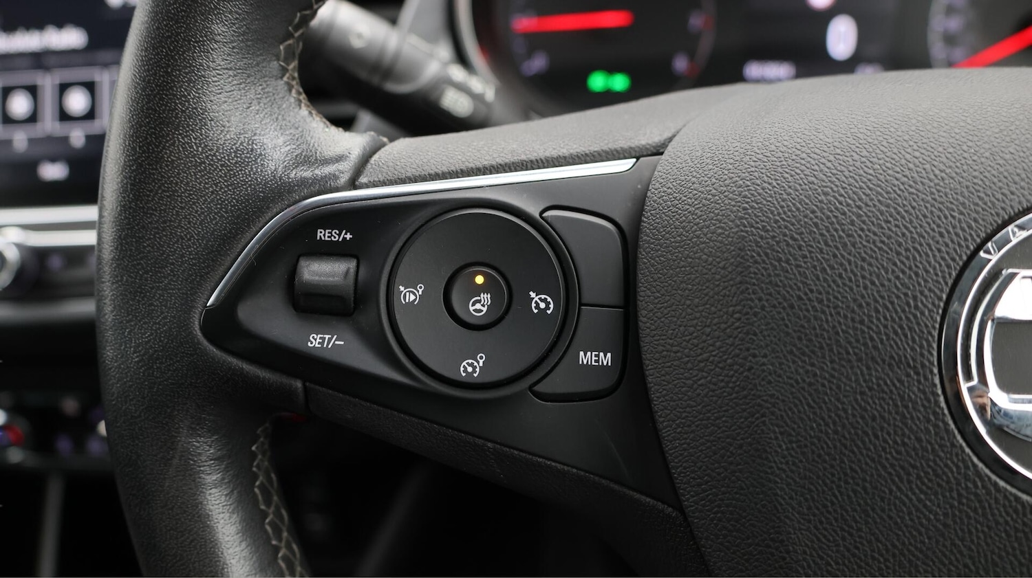 Used Vauxhall Crossland 2022 for sale - 76689511: Photo 24