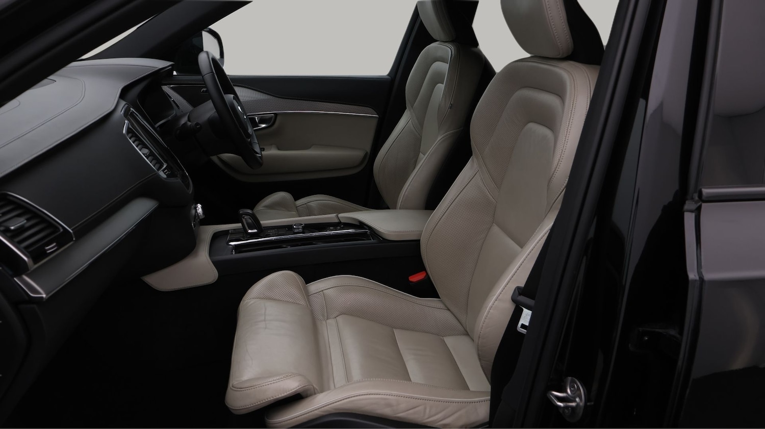 Used Volvo XC90 2021 for sale - 77233230: Photo 14