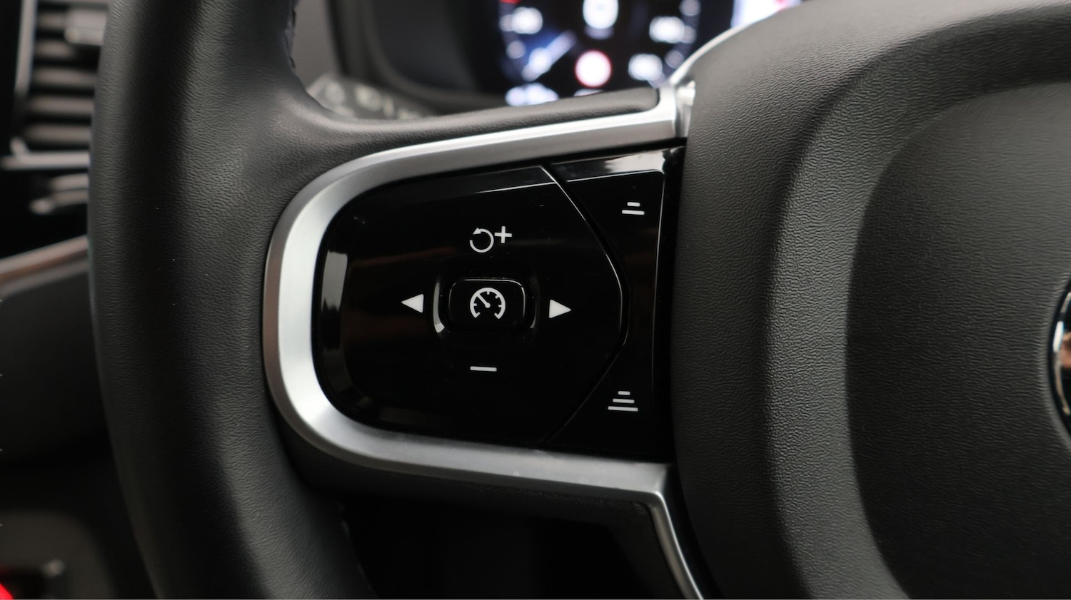 Used Volvo XC90 2021 for sale - 77233230: Photo 24