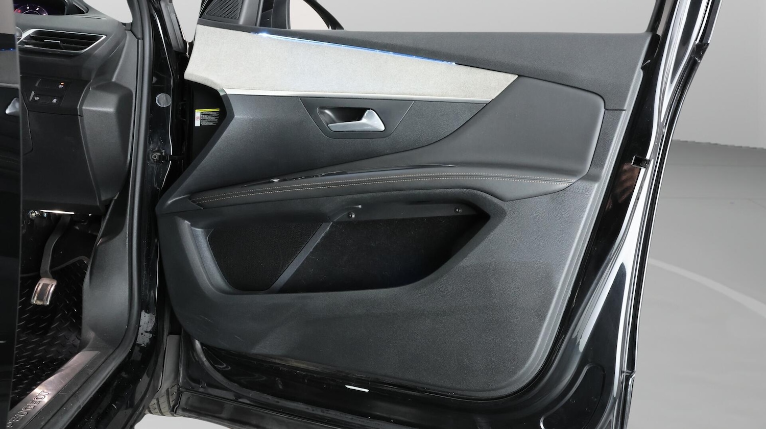 Used Peugeot 3008 2021 for sale - 76666726: Photo 16