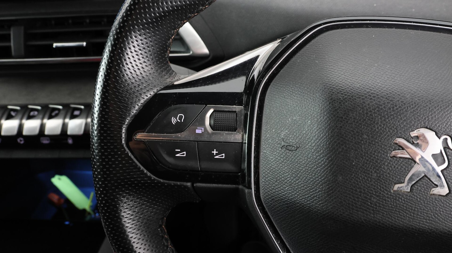 Used Peugeot 3008 2021 for sale - 76666726: Photo 25