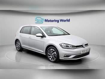 Used Volkswagen Golf 2019 for sale - 78531165: Photo