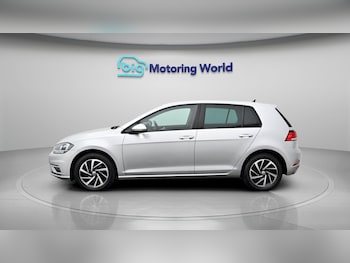 Used Volkswagen Golf 2019 for sale - 78531165: Photo