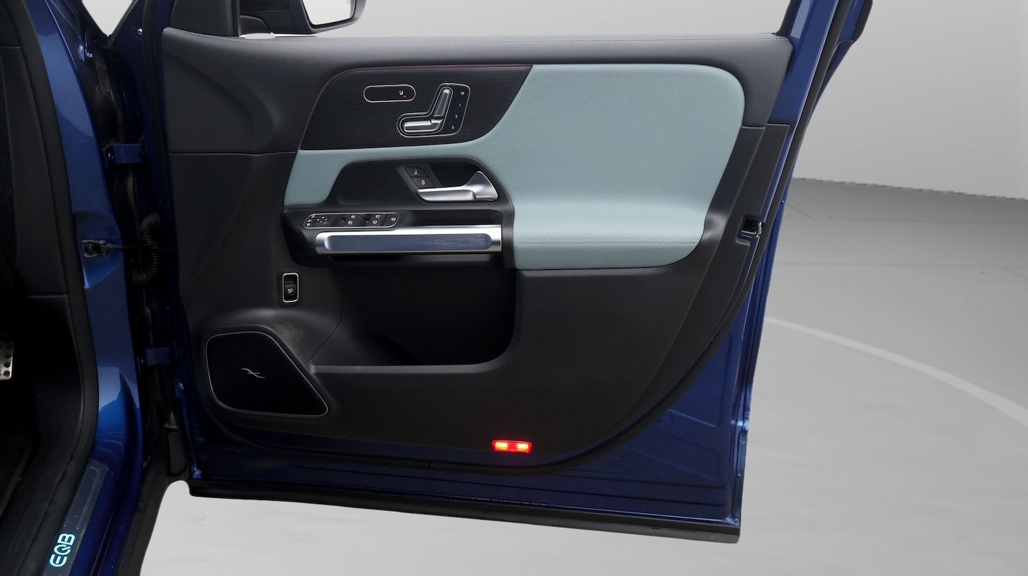 Used Mercedes-Benz EQB 2025 for sale - 77181723: Photo 15