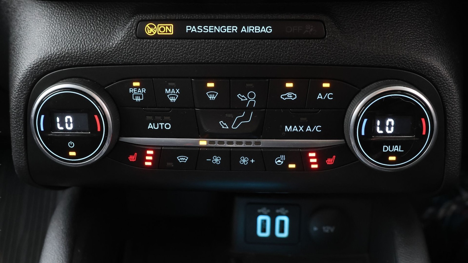 Used Ford Focus 2021 for sale - 77233222: Photo 12