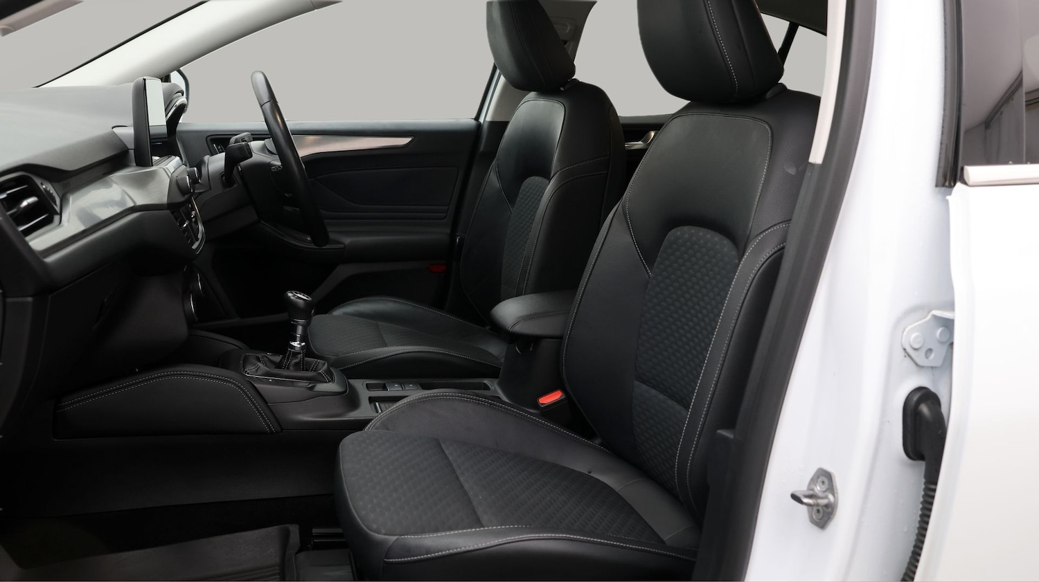 Used Ford Focus 2021 for sale - 77233222: Photo 14