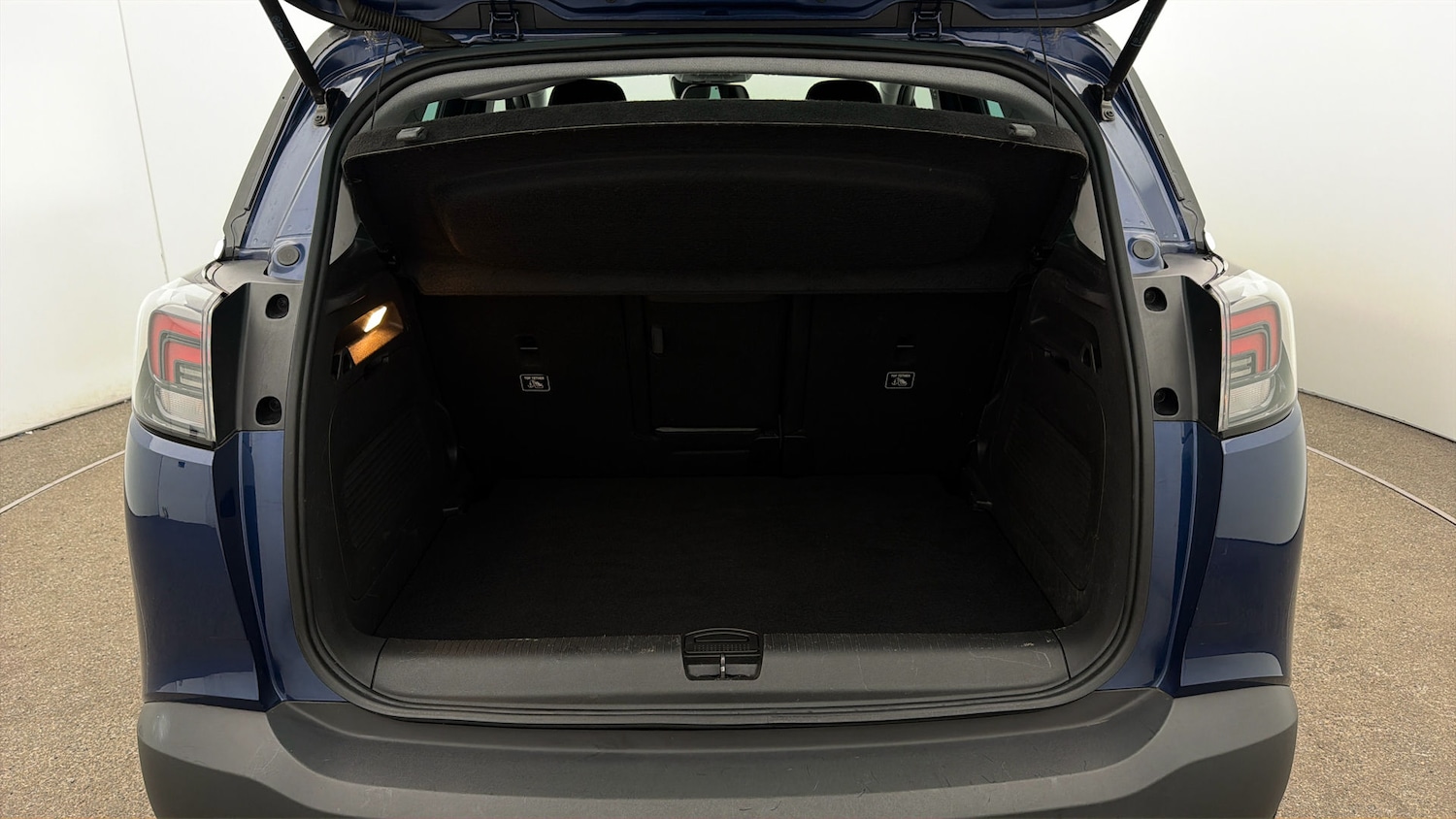 Used Vauxhall Crossland 2022 for sale - 78123863: Photo 16