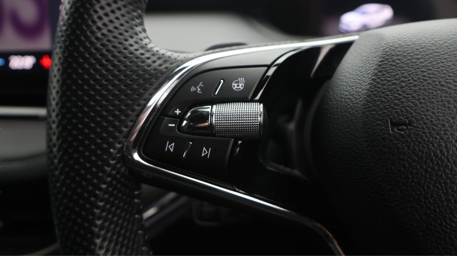 Used Skoda Enyaq 2023 for sale - 77249124: Photo 23