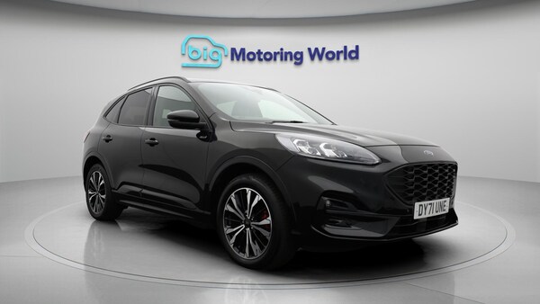 Used Ford Kuga 2021 for sale - 76122434: Photo 2