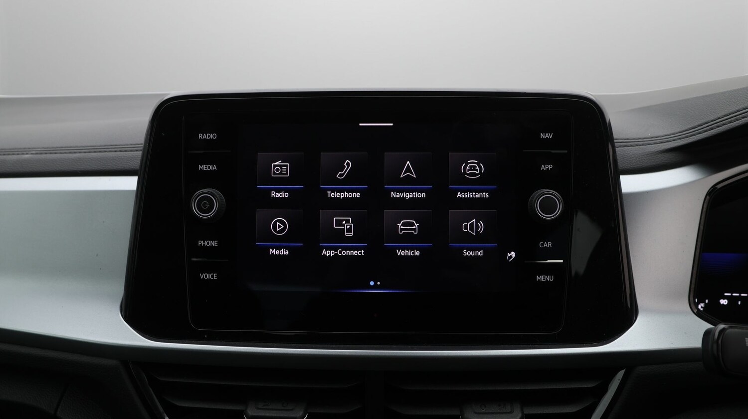 Used Volkswagen T-Roc 2023 for sale - 77461924: Photo 11