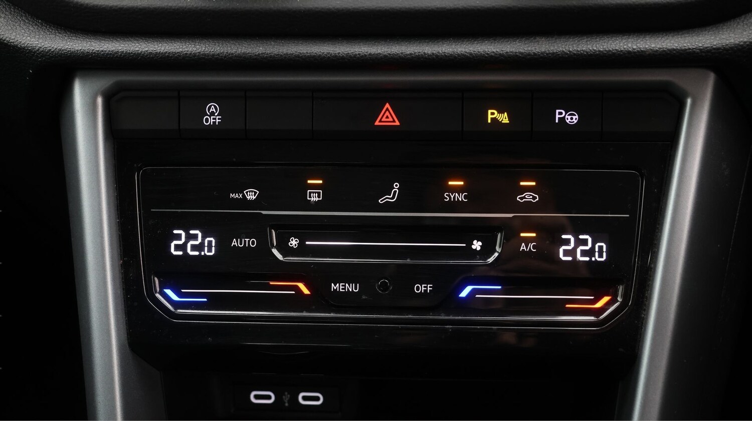 Used Volkswagen T-Roc 2023 for sale - 77461924: Photo 12