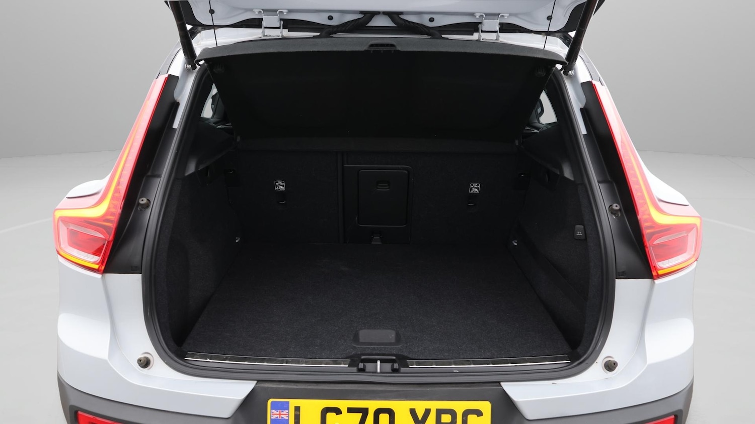 Used Volvo XC40 2020 for sale - 76072501: Photo 17