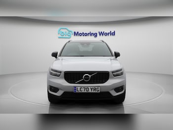 Used Volvo XC40 2020 for sale - 76072501: Photo 2