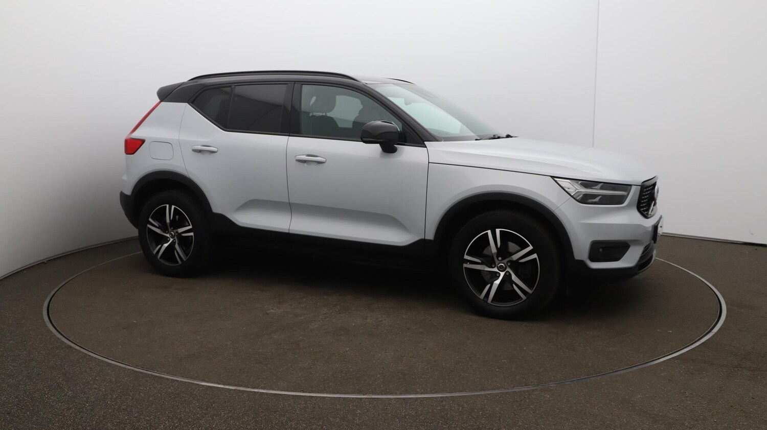 Used Volvo XC40 2020 for sale - 76072501: Photo 44