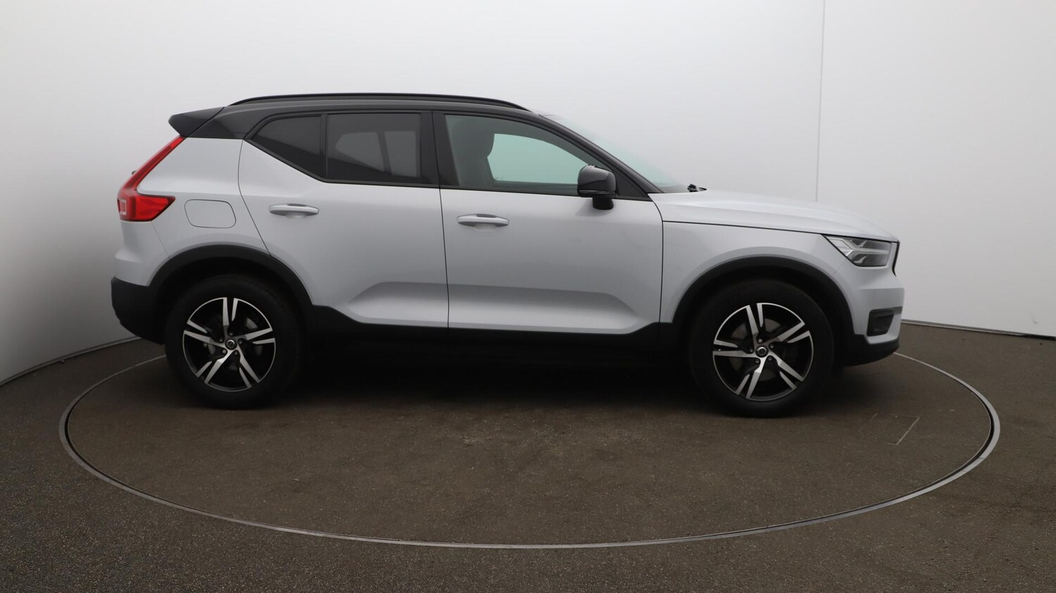 Used Volvo XC40 2020 for sale - 76072501: Photo 47