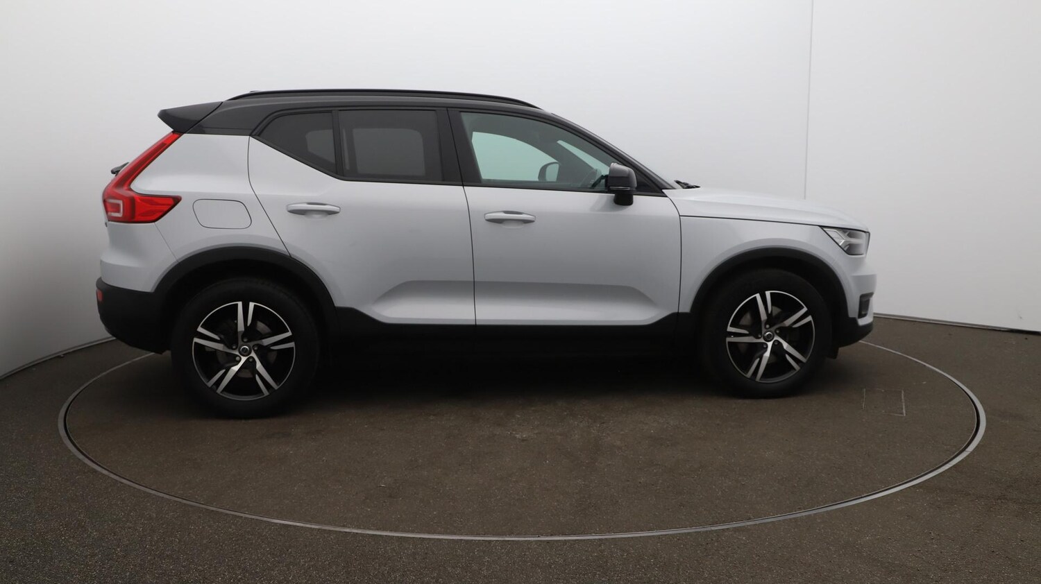 Used Volvo XC40 2020 for sale - 76072501: Photo 48