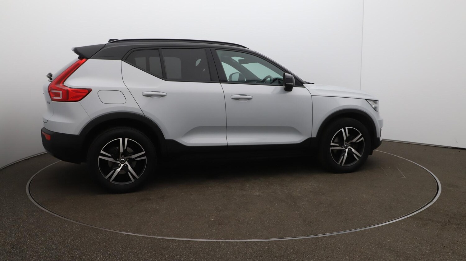 Used Volvo XC40 2020 for sale - 76072501: Photo 49