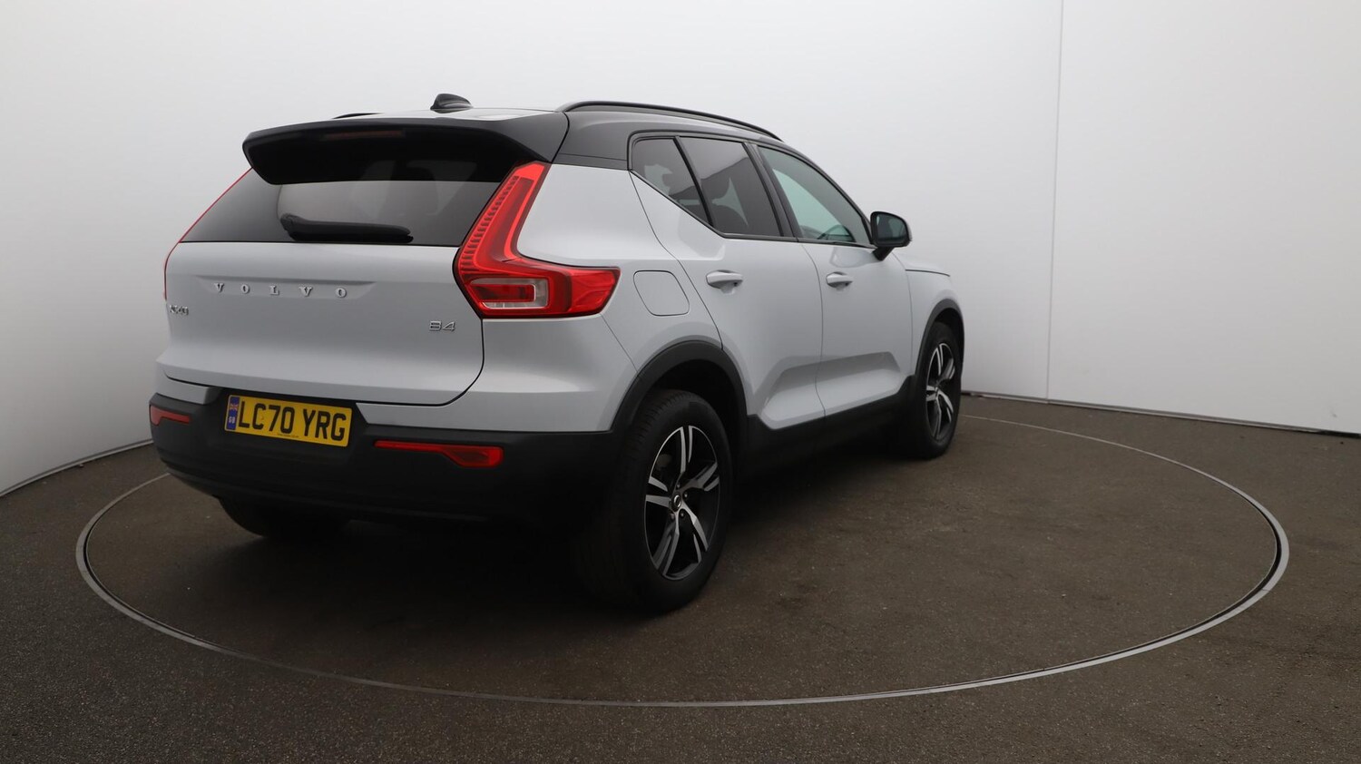 Used Volvo XC40 2020 for sale - 76072501: Photo 53