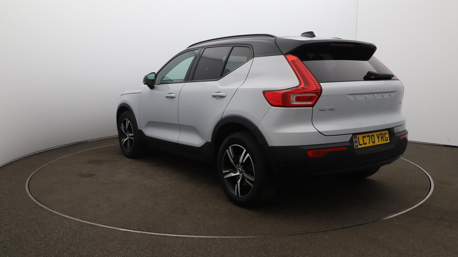 Used Volvo XC40 2020 for sale - 76072501: Photo 60