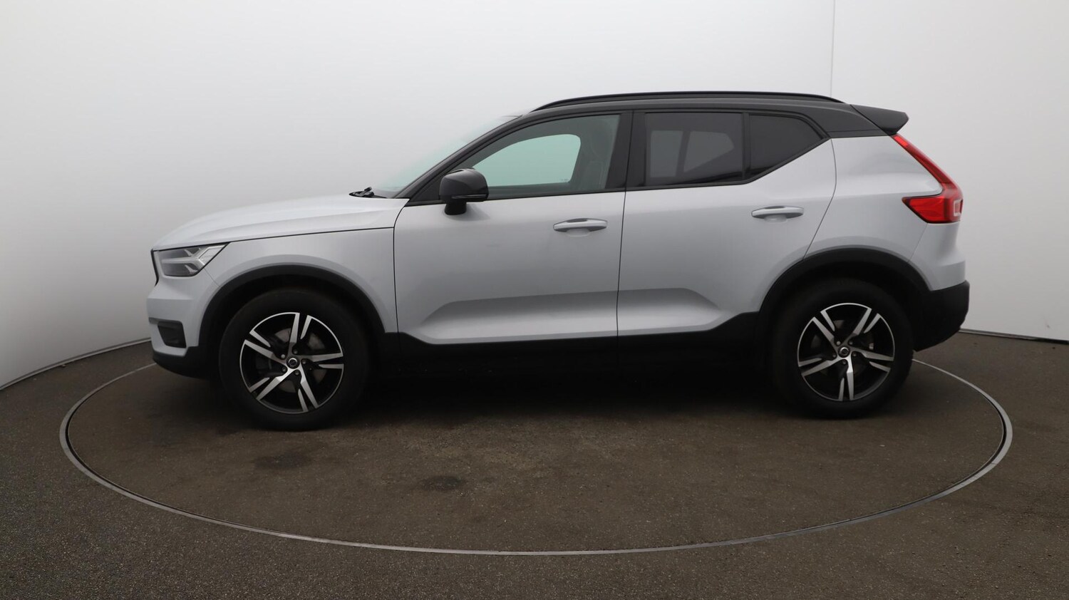 Used Volvo XC40 2020 for sale - 76072501: Photo 63