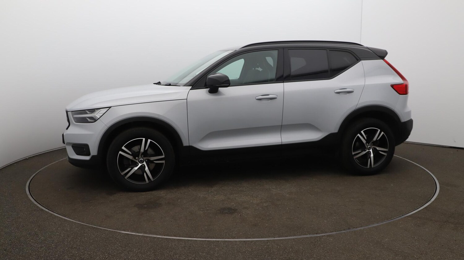Used Volvo XC40 2020 for sale - 76072501: Photo 64