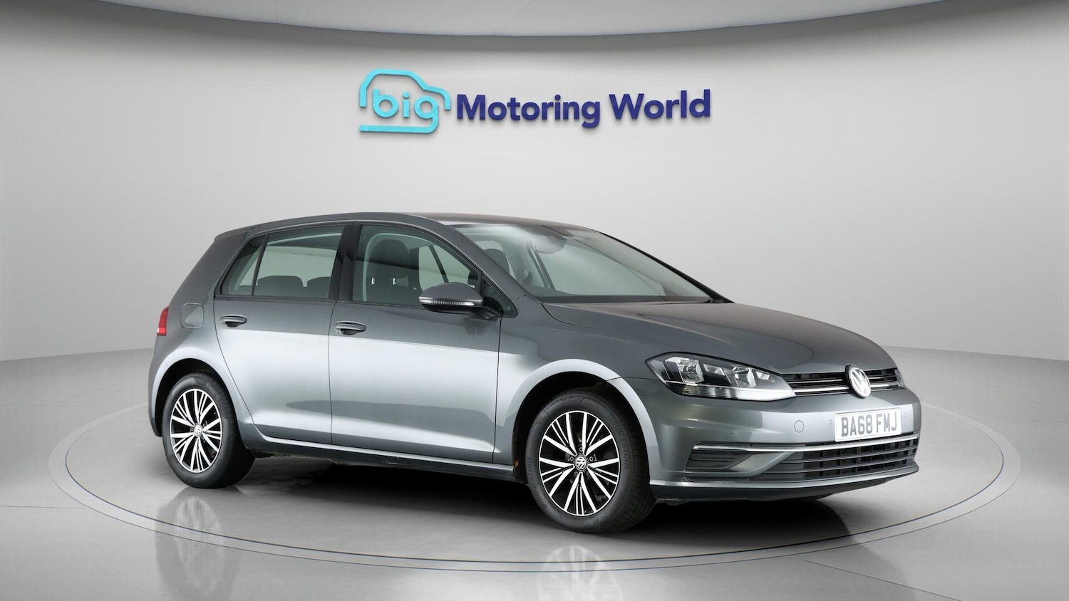 Used Volkswagen Golf 2019 for sale - 76658085: Photo 1