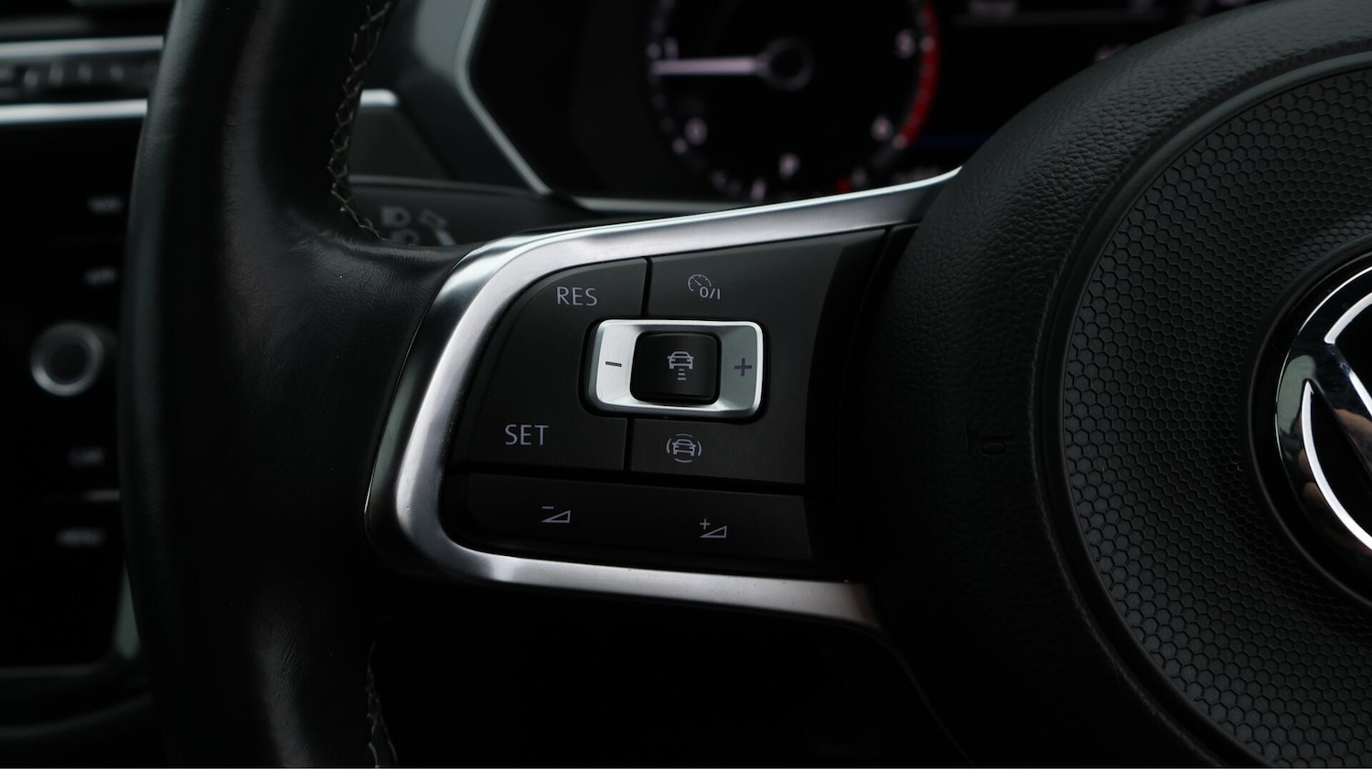 Used Volkswagen Tiguan 2019 for sale - 76349519: Photo 29