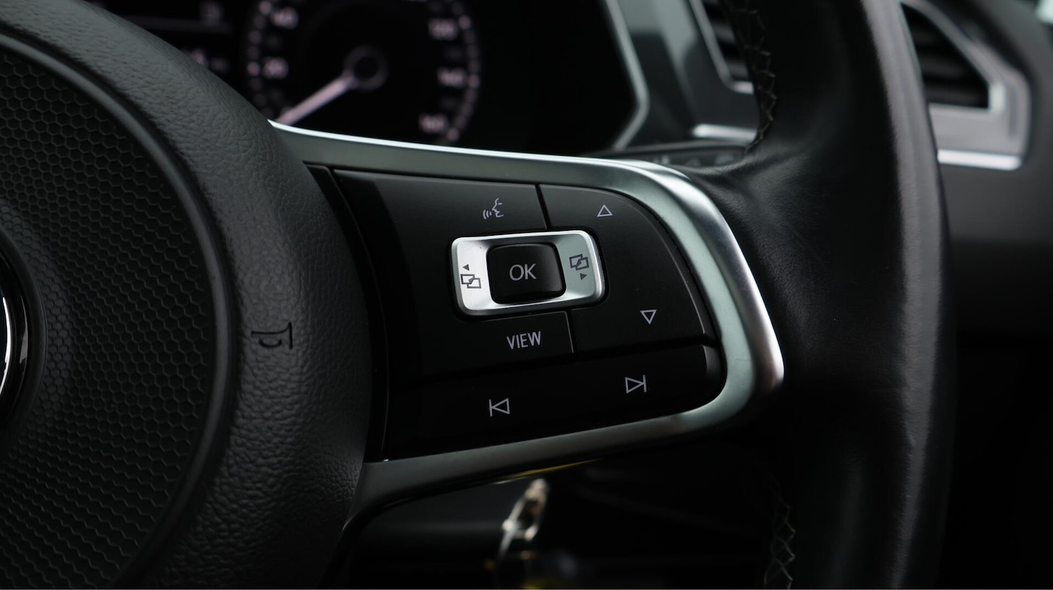 Used Volkswagen Tiguan 2019 for sale - 76349519: Photo 30