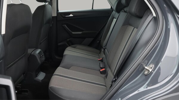 Used Volkswagen T-Roc 2020 for sale - 76152308: Photo 17