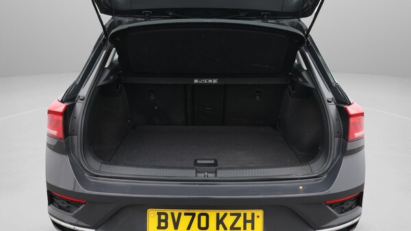 Used Volkswagen T-Roc 2020 for sale - 76152308: Photo 18