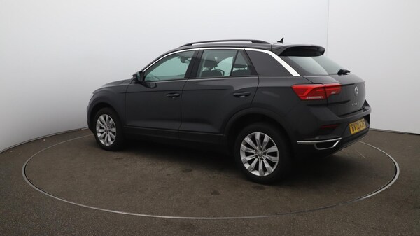 Used Volkswagen T-Roc 2020 for sale - 76152308: Photo 35