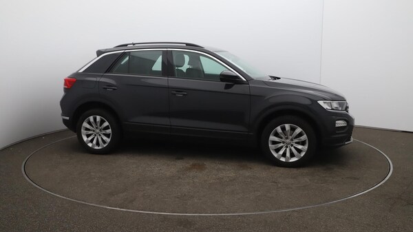 Used Volkswagen T-Roc 2020 for sale - 76152308: Photo 48