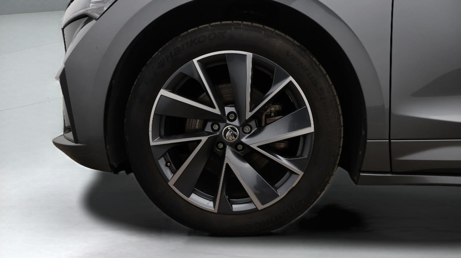 Used Skoda Enyaq 2023 for sale - 77182053: Photo 18