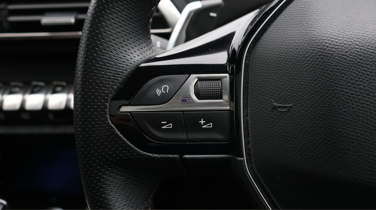 Used Peugeot 3008 2019 for sale - 77902209: Photo 23