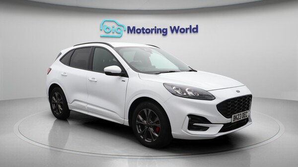 Used Ford Kuga 2023 for sale - 76151191: Photo 2