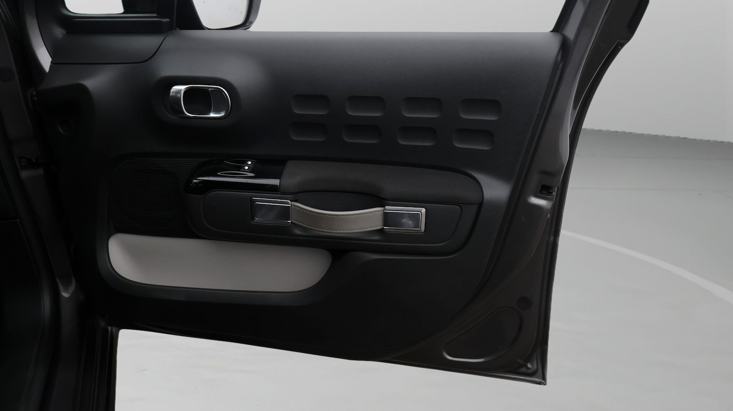 Used Citroen C3 2022 for sale - 77653569: Photo 15