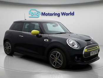 Used MINI Hatch 2020 for sale - 76837299: Photo