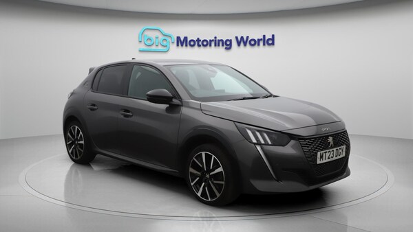 Used Peugeot 208 2023 for sale - 75990258: Photo 2