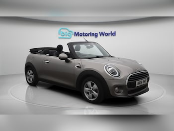 Used MINI Convertible 2019 for sale - 75578683: Photo