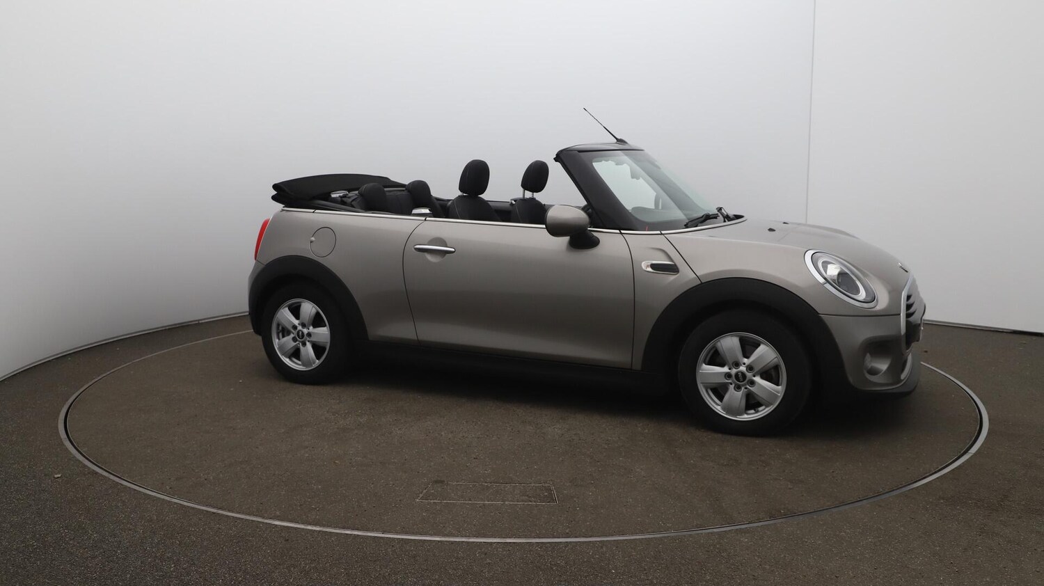 Vehicle 48